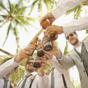 自然体な披露宴は【司会者なし】が断然オススメ!自然な進行を楽しむ結婚式のアイデア